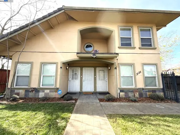 3135 Academy Way, Sacramento, CA 95815