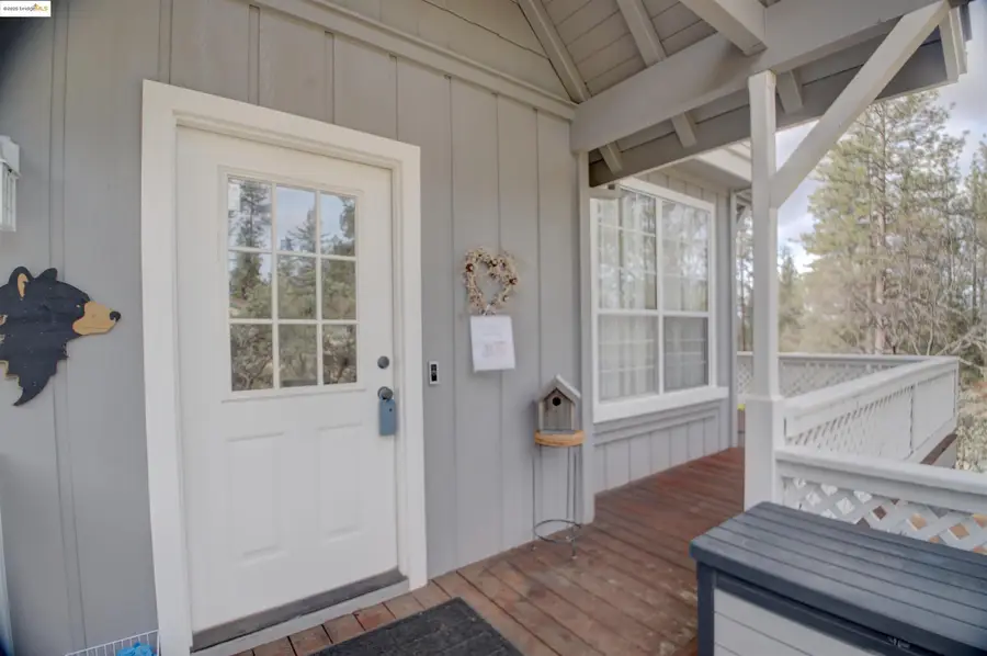 19710 Butler Way, Groveland, CA 95321 - #3