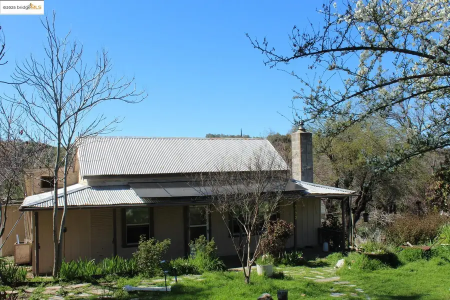 1572 S Main St, Angels Camp, CA 95222 - #2