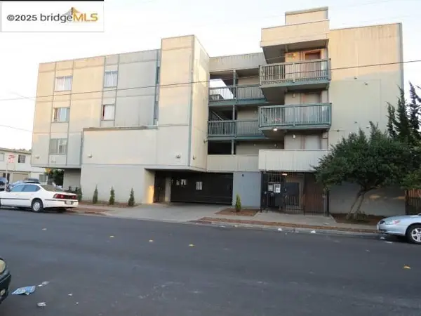 1532 Chanslor Ave, Richmond, CA 94801