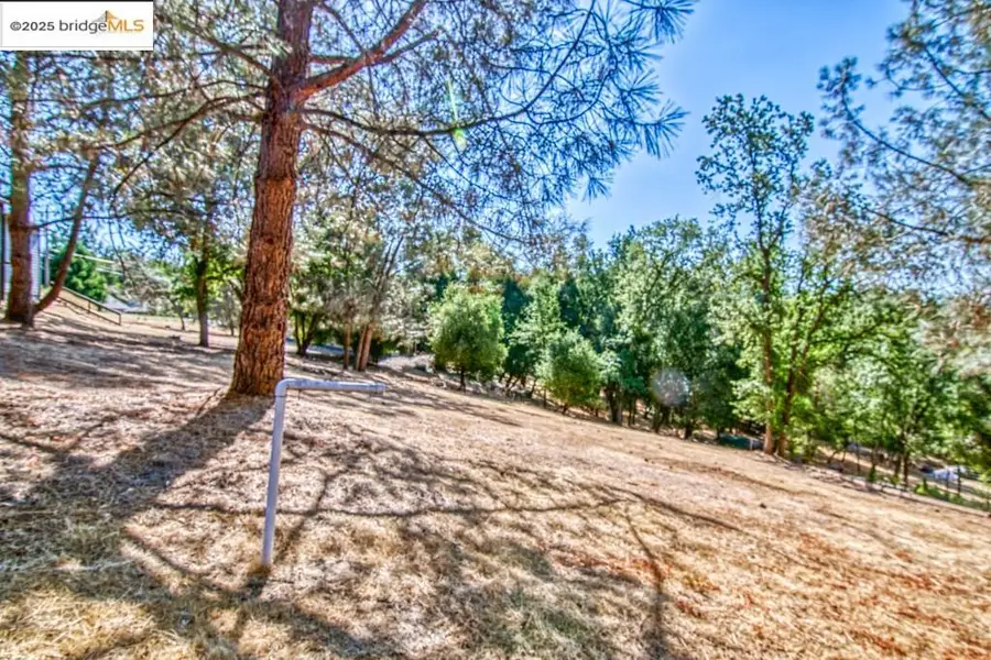 12715 Eagle Court, Groveland, CA 95321 - #3