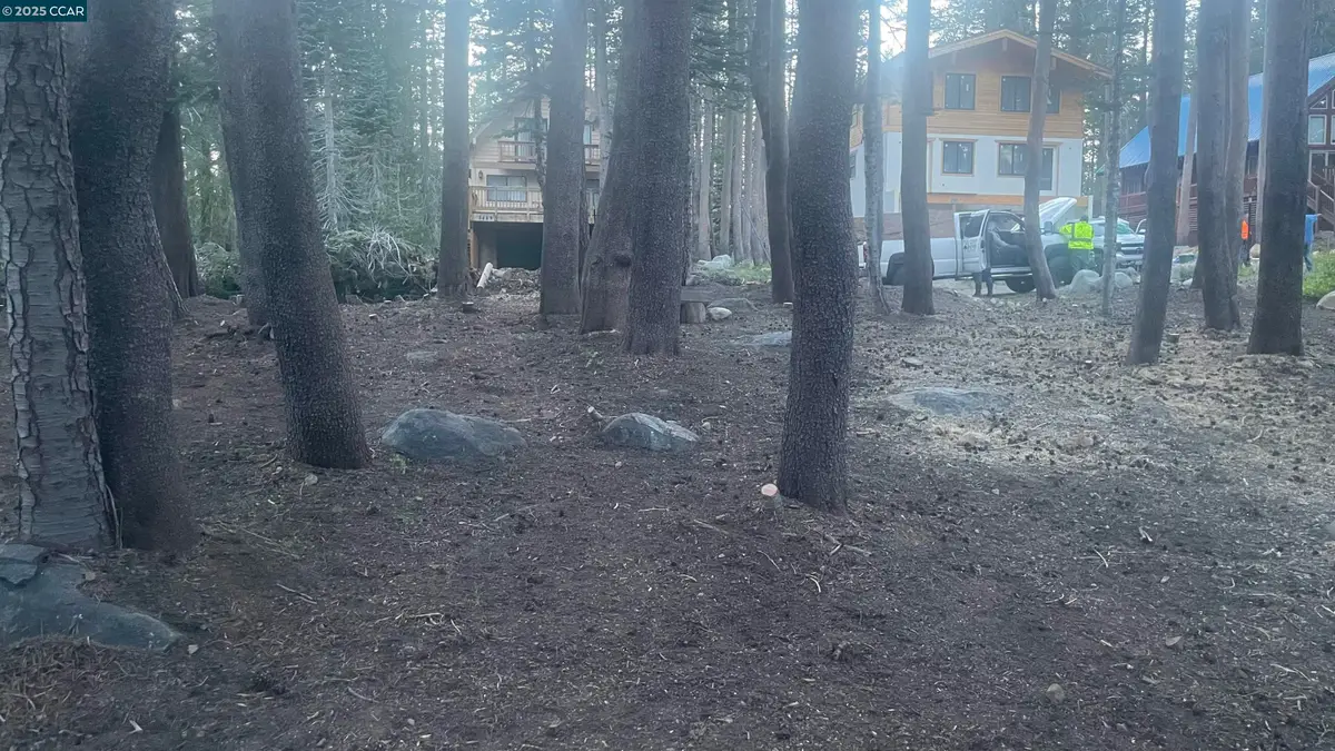 5428 Hillside Dr, Soda Springs, CA 95728 - #1