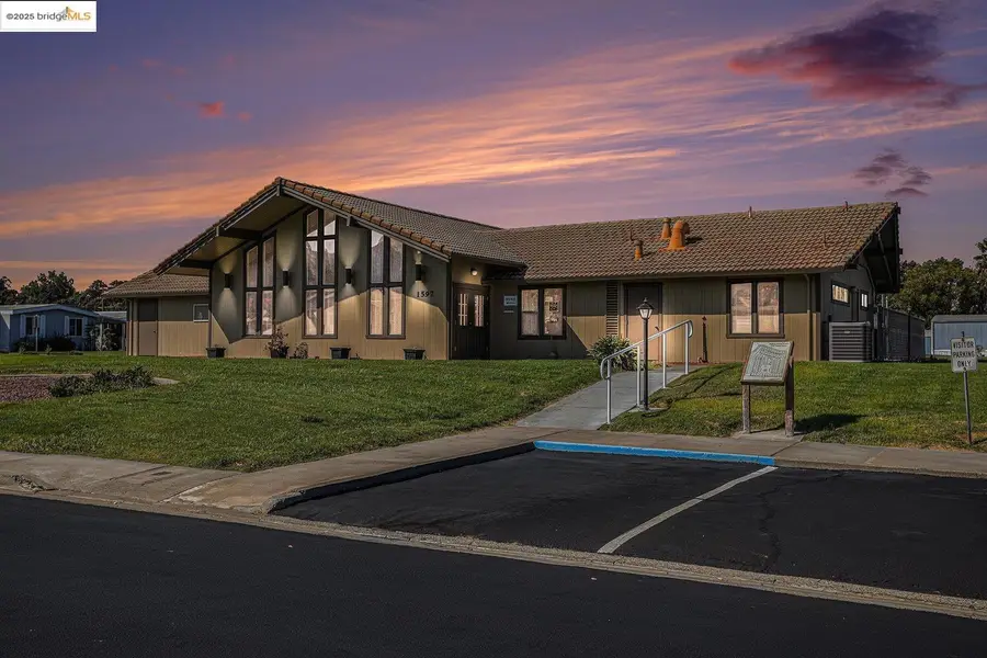 1597 Alamo Dr #150, Vacaville, CA 95687 - #3