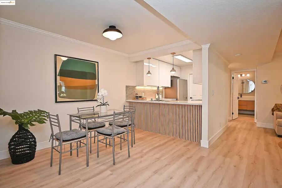 550 Canyon Oaks Dr #A, Oakland, CA 94605 - #3