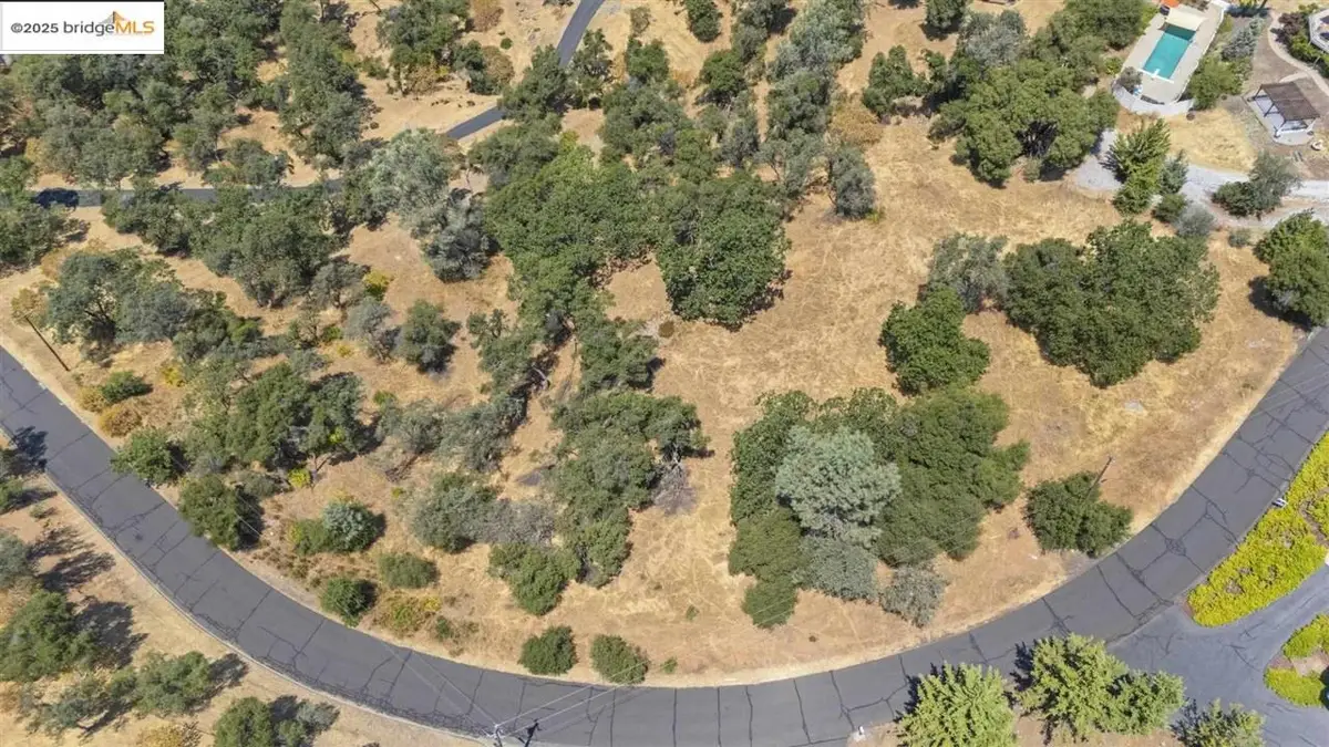 16400 Crestridge Ave, Sonora, CA 95370 - #1