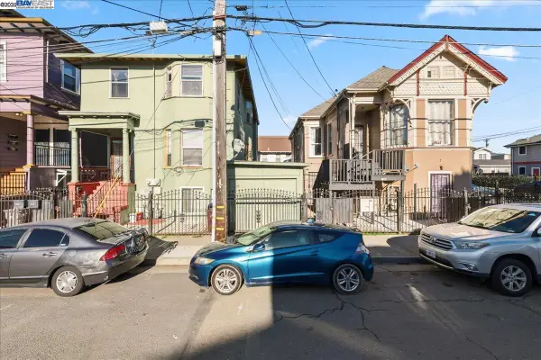 856 21st St, Oakland, CA 94607