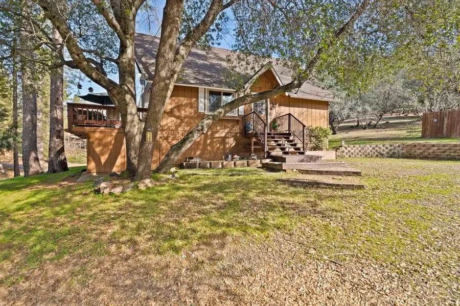 13161 Jackson Mill Dr, Groveland, CA 95321 - #2