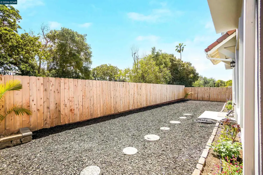 2722 Cowell Rd, Concord, CA 94518 - #3