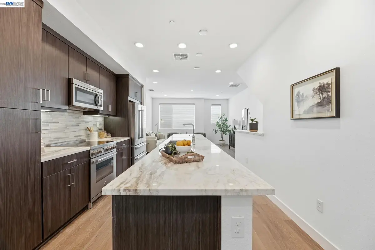 931 Edy Ln, Oakland, CA 94607 - #1