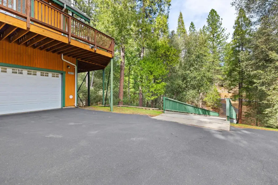 20015 Pine Mountain Drive, Groveland, CA 95321 - #2