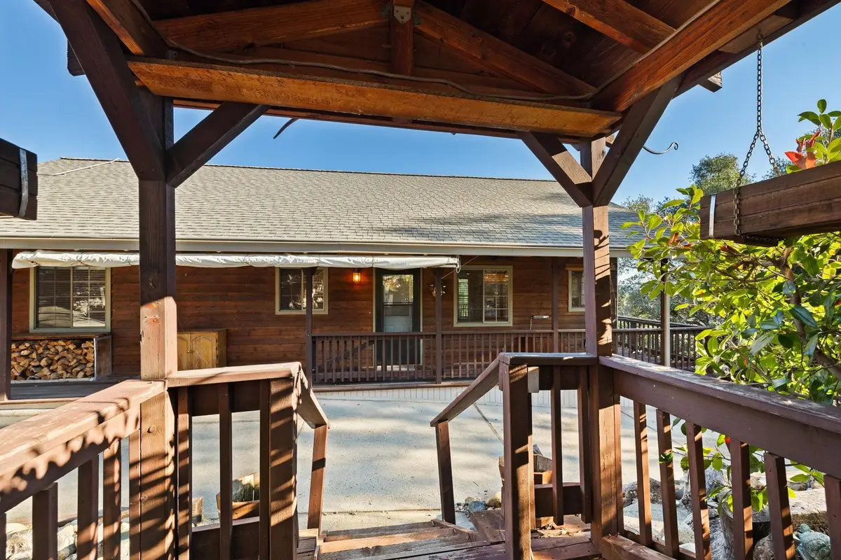 21239 Pokie Dr, Soulsbyville, CA 95372 - #1