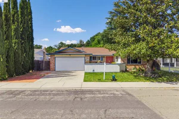 3025 Monticello Dr, Stockton, CA 95209