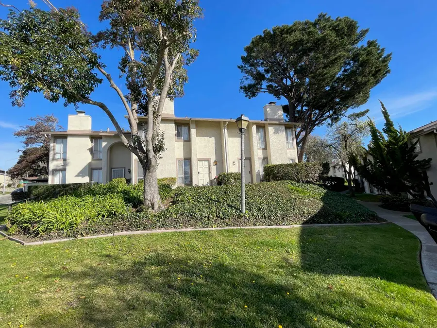 61 Greenview Ln, Richmond, CA 94803 - #2