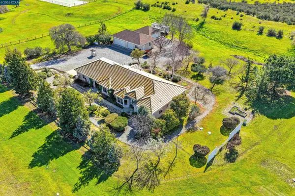 5475 Ferseyna Way, Valley Springs, CA 95252