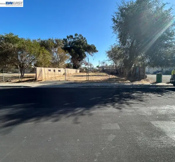 64 N Bella Monte Ave, Bay Point, CA 94565
