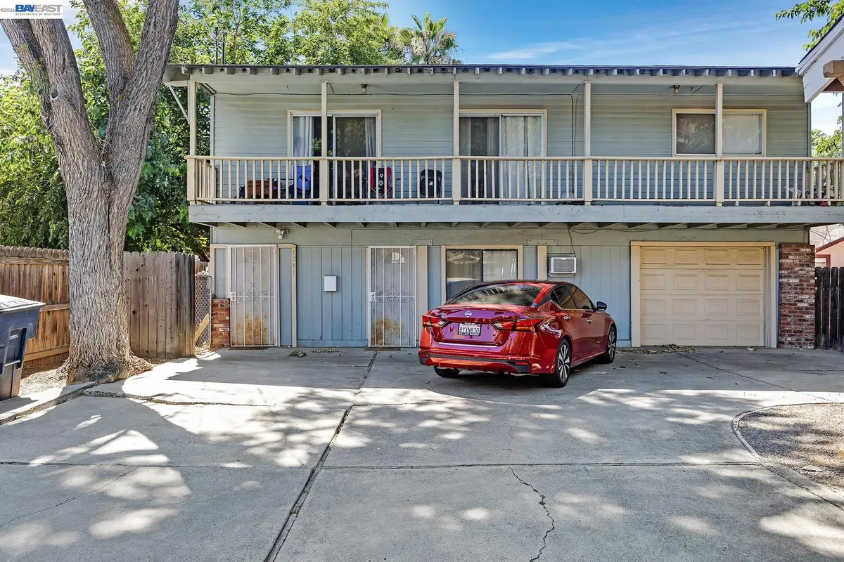 1241 Parker Ave, Tracy, CA 95376 - #1