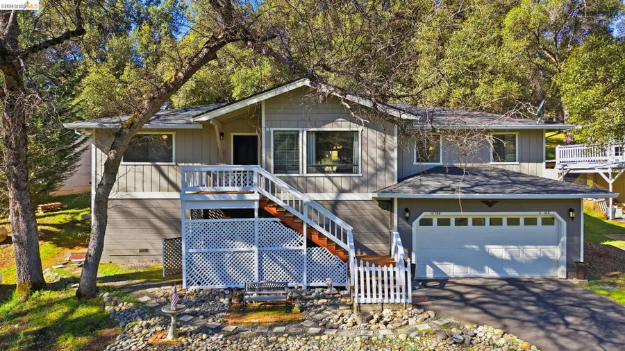 12796 Cresthaven Dr, Groveland, CA 95321 - #2