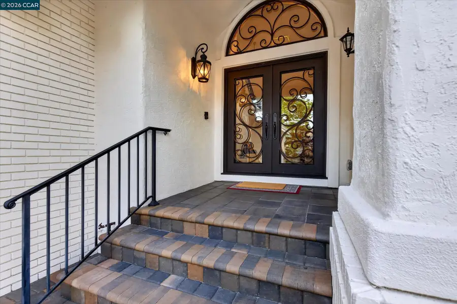 3208 Blackhawk Meadow Dr, Danville, CA 94506 - #2