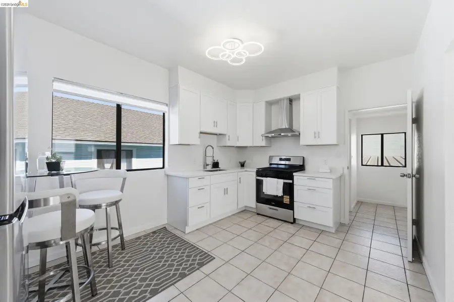 5334 E 10th St., Oakland, CA 94601 - #3