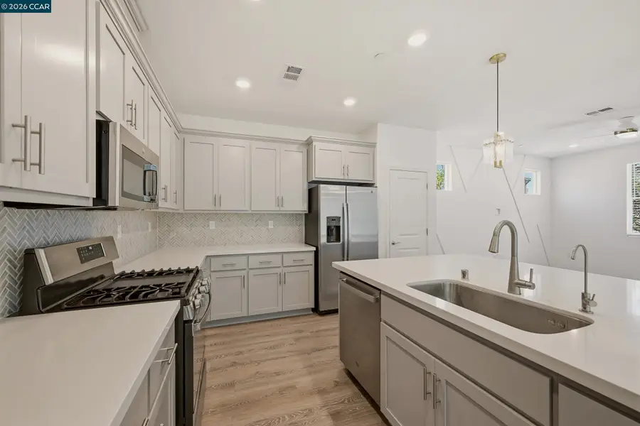 5 Brookdale Court, Pittsburg, CA 94565 - #2