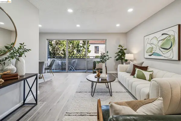 2614 Warring St #6, Berkeley, CA 94704