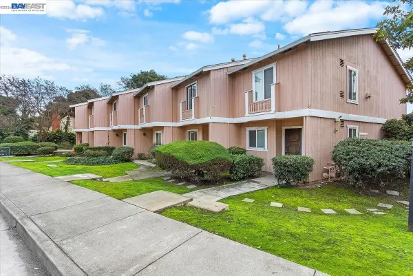 31131 Alvarado Niles Rd, Union City, CA 94587