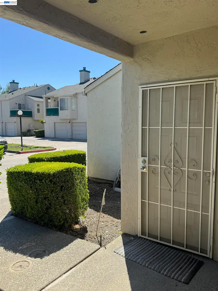 999 Porter Ave #30, Stockton, CA 95207 - #3