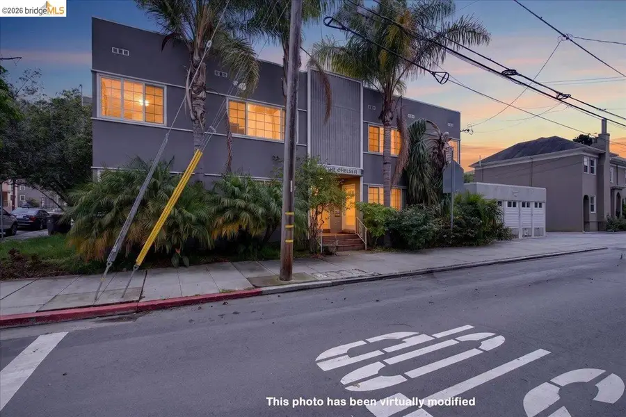 6386 Dana St, Oakland, CA 94609 - #2