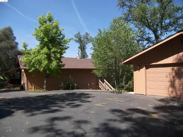 21076 Hillcroft Dr., Groveland, CA 95321