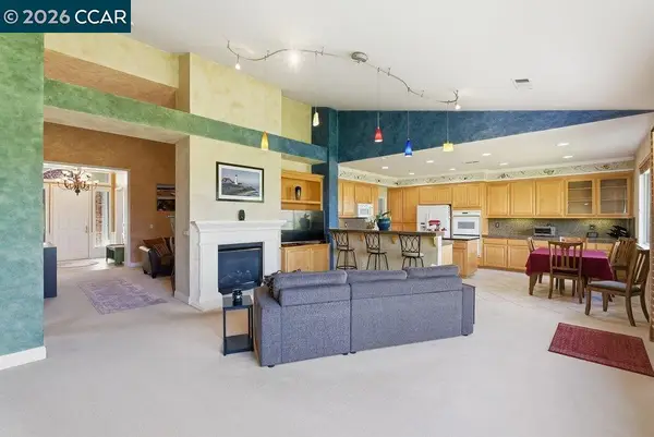 1009 Rolling Woods Way, Concord, CA 94521