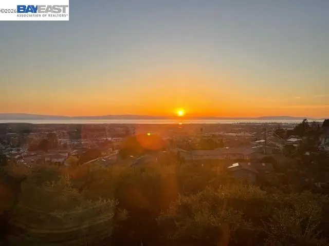 19100 Crest Ave #24, Castro Valley, CA 94546 - #1