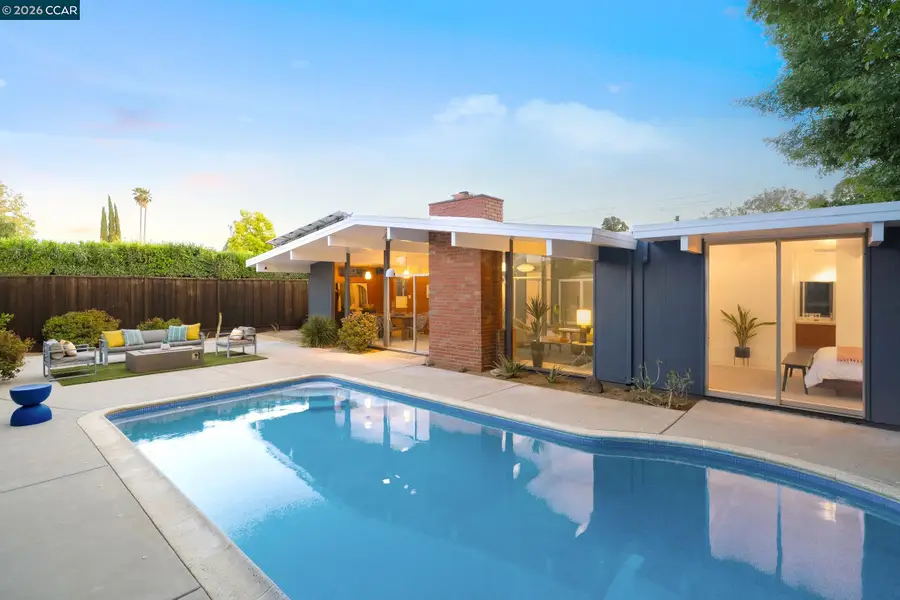 4095 Phoenix St, Concord, CA 94521 - #2