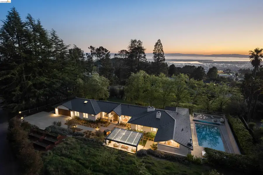 12700 Skyline Blvd, Oakland, CA 94619 - #3