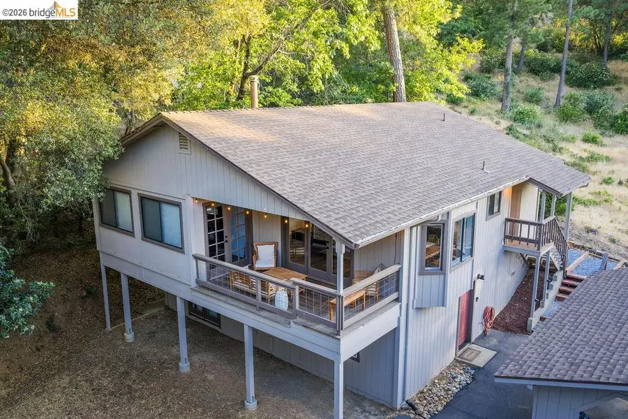 19266 Ferretti Rd, Groveland, CA 95321 - #2