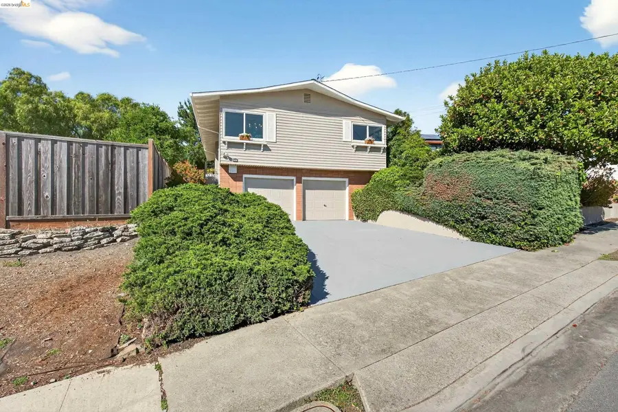 6415 Hazel Ave, Richmond, CA 94805 - #2