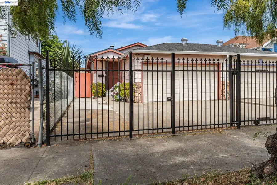2538 E 16th St, Oakland, CA 94601 - #3