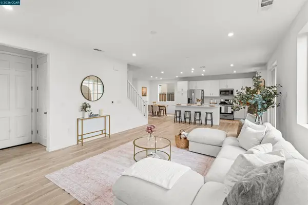 953 Arneis Ave, Manteca, CA 95337