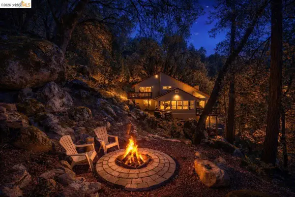 22244 Crystal Falls Dr W, Sonora, CA 95370