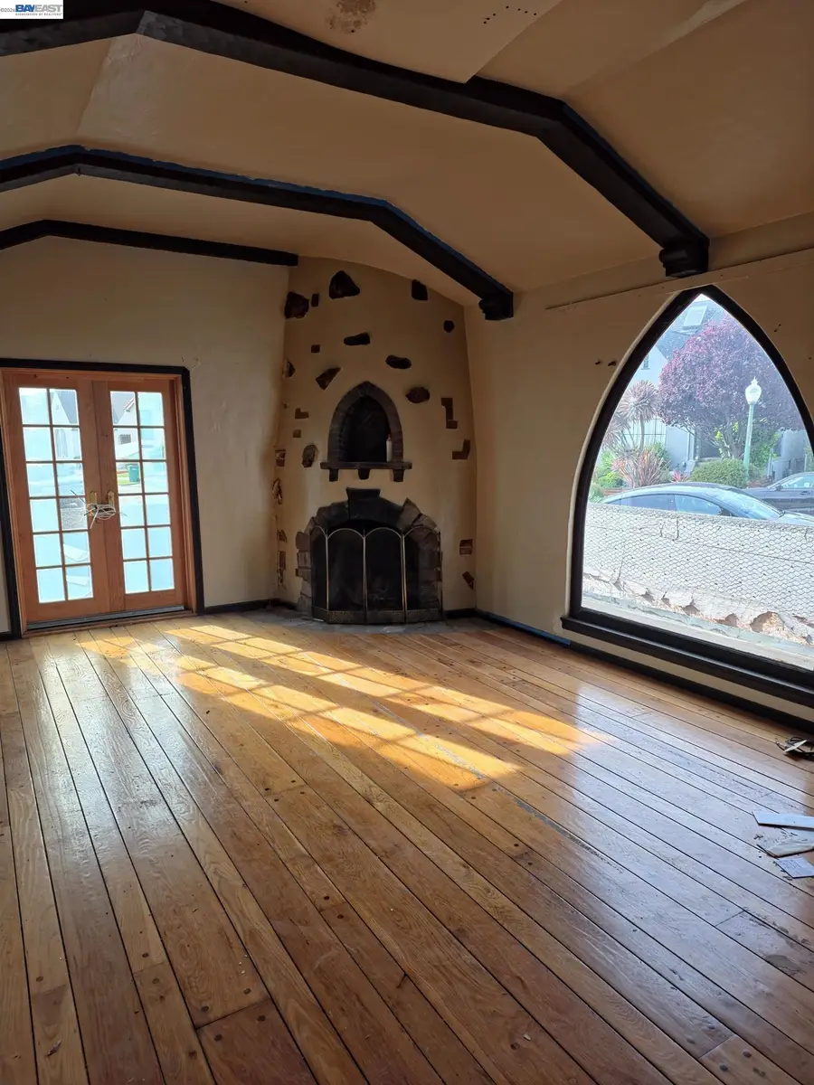 5685 Carberry Ave, Oakland, CA 94609 - #2