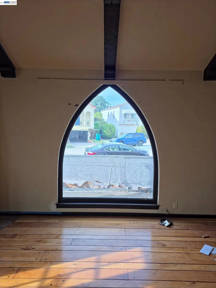 5685 Carberry Ave, Oakland, CA 94609 - #3