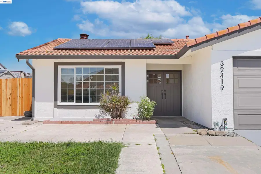 32419 Woodland Dr, Union City, CA 94587 - #2