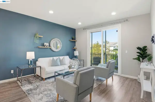 2332 Carbondale Way, Dublin, CA 94568