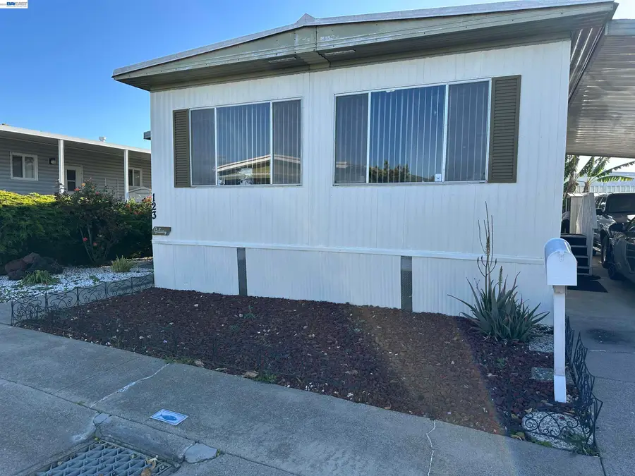 1500 W Winton Ave #123, Hayward, CA 94545 - #2