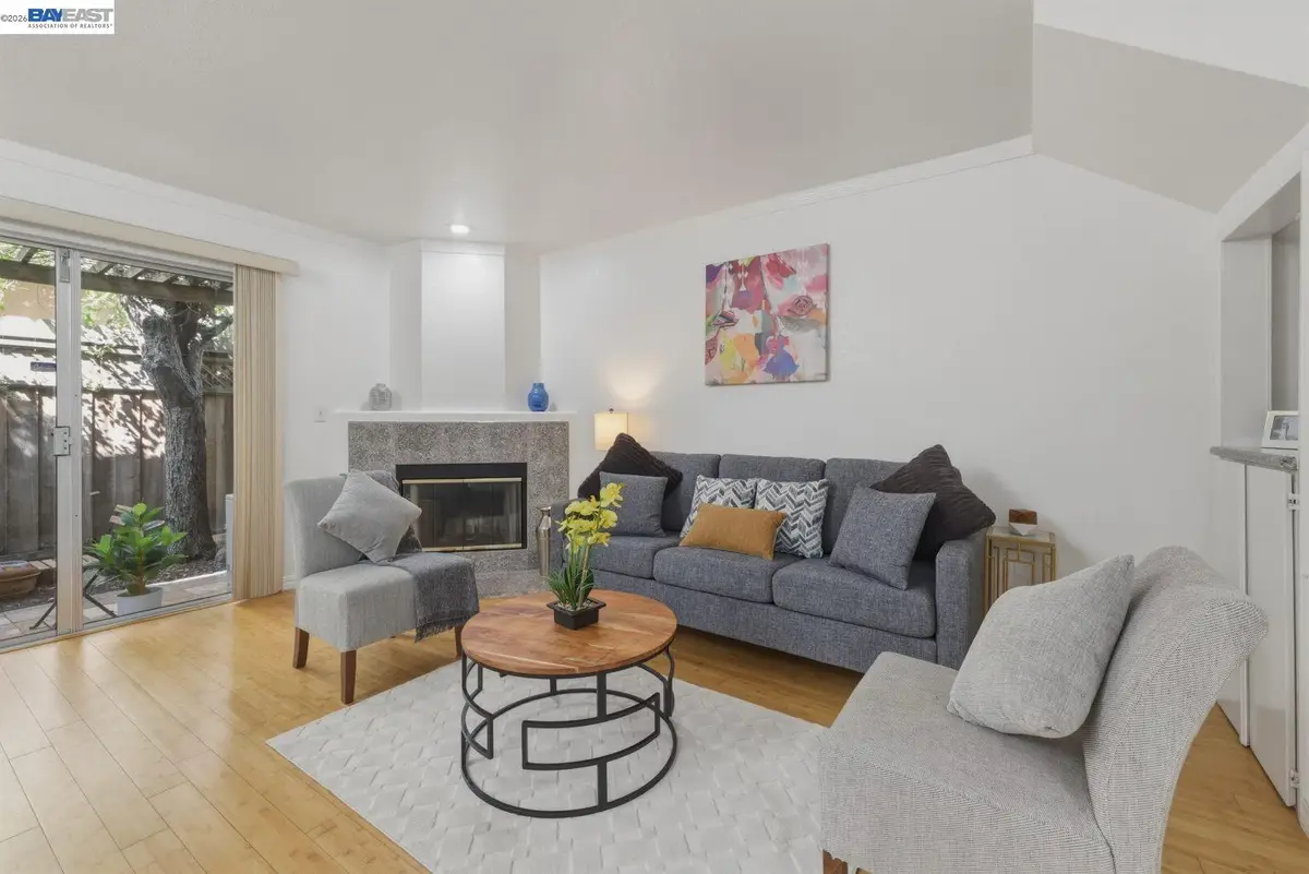 20153 Forest Ave #9, Castro Valley, CA 94546 - #1