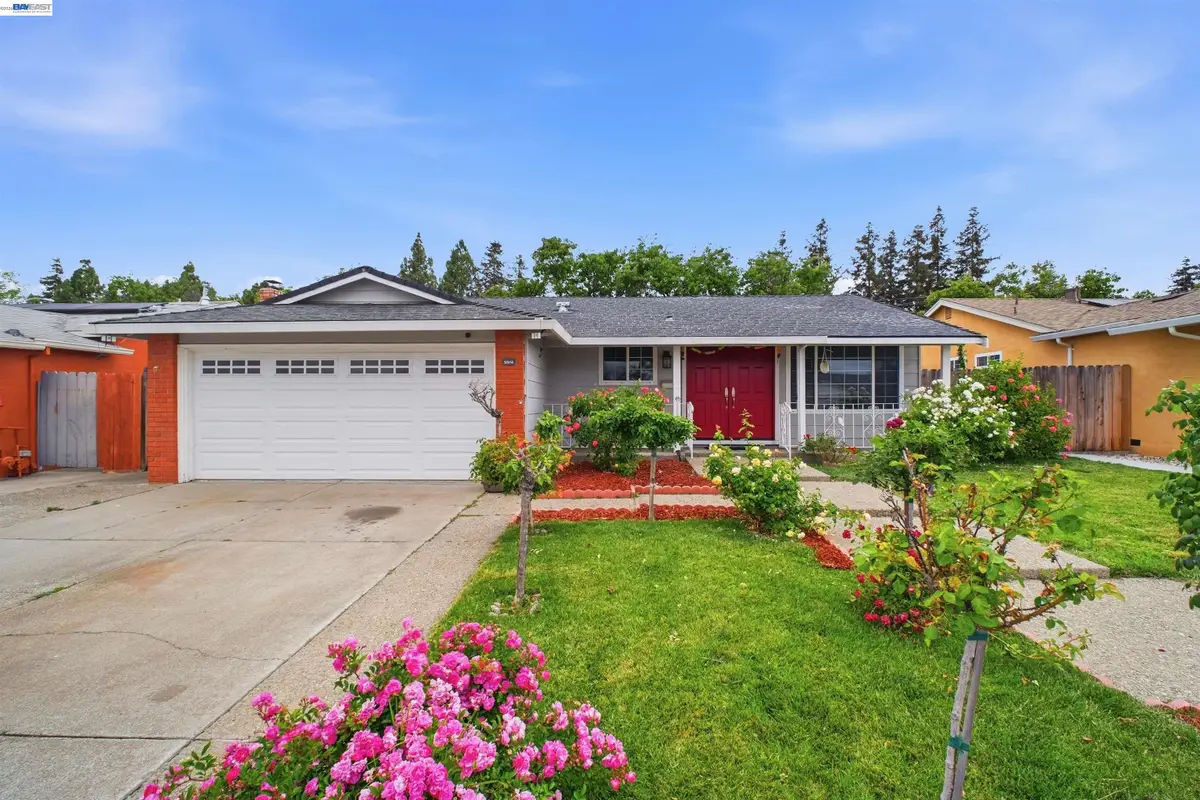 32252 Valiant Way, Union City, CA 94587 - #1