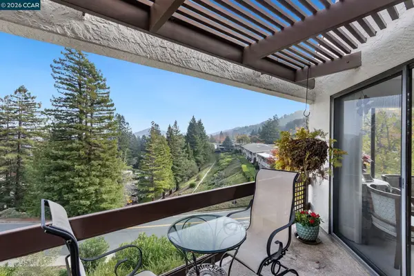 3258 Ptarmigan Dr #3B, Walnut Creek, CA 94595