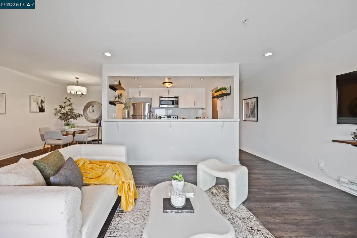 417 Evelyn Avenue #302, Albany, CA 94706 - #1