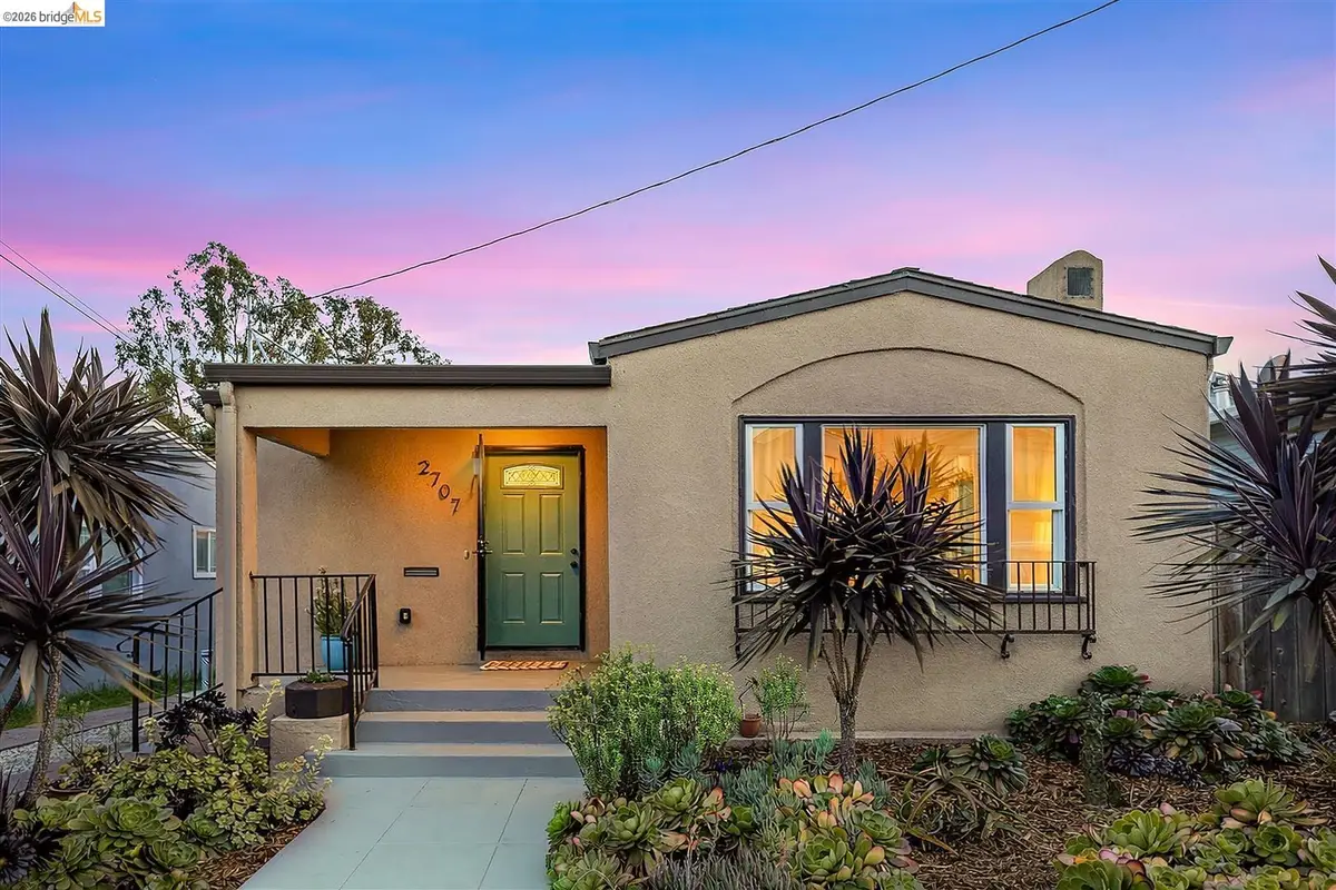 2707 Logan St, Oakland, CA 94601 - #1