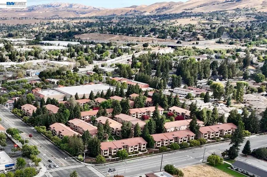 93 Shaniko Cmn #24, Fremont, CA 94539 - #2