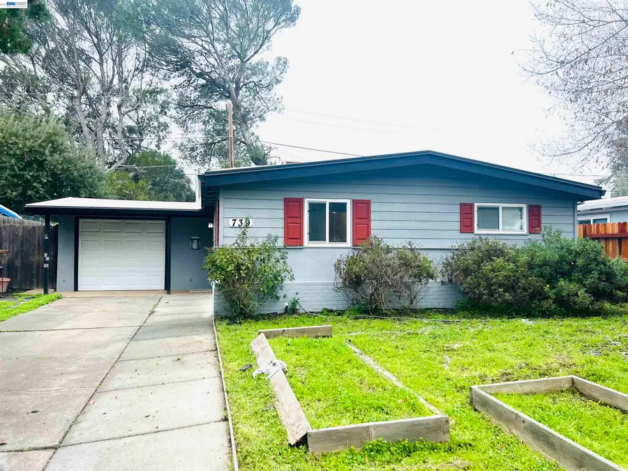 739 M St, Davis, CA 95616 - #2